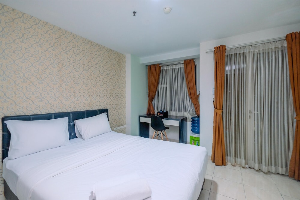 Homey and Tidy Studio Apartment at Margonda Residence 3