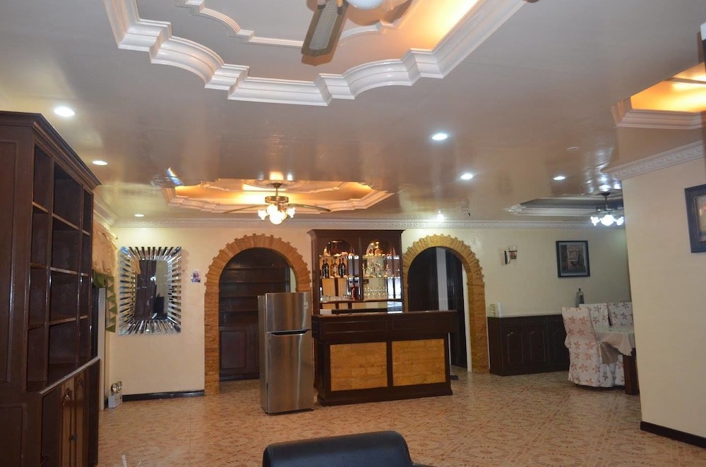 Kim Beatriz Compound
