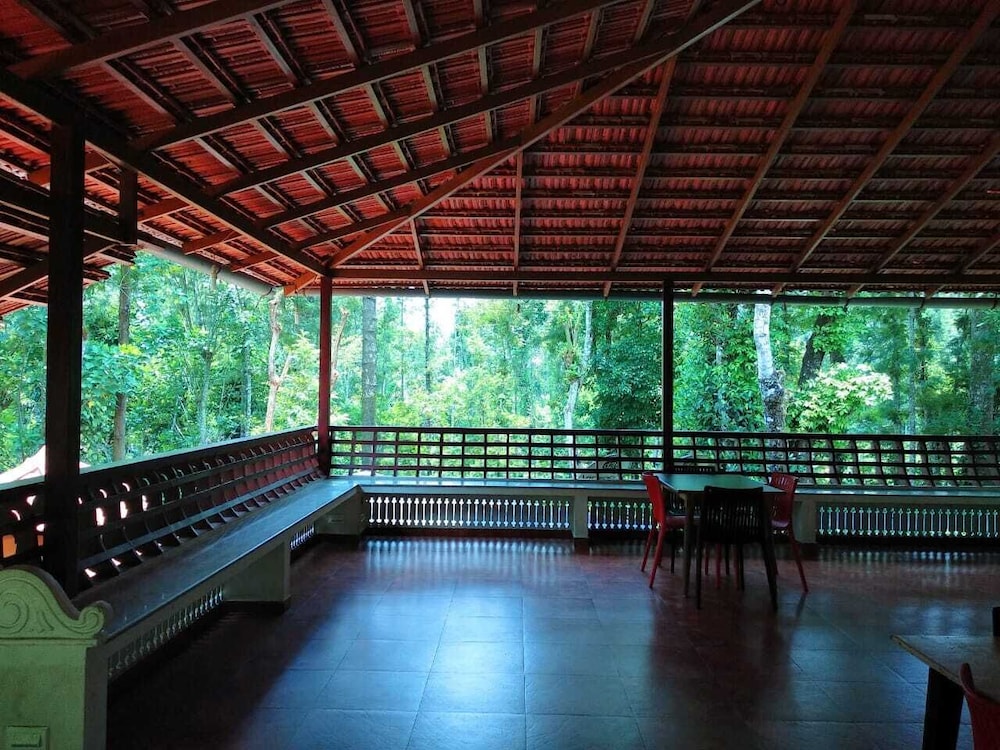 Heights Farm Stay - Coffee Estate Stay
