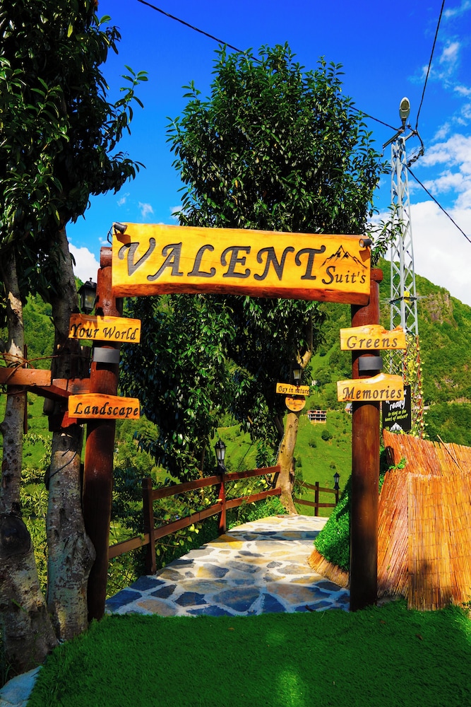Valent Suit Bungalov
