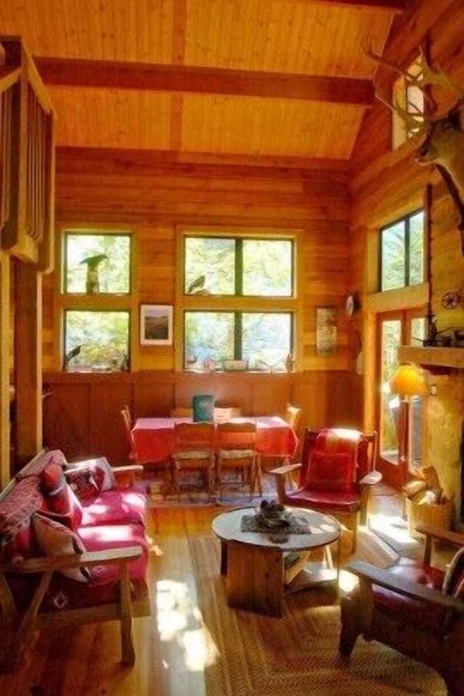 Mt Baker Lodging Cabin 44 - Sleeps 6 view 3