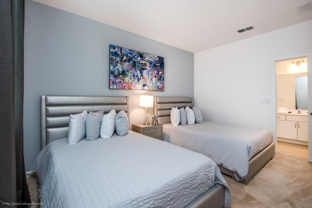 2621ca 10 Bedroom Villa by RedAwning view 3
