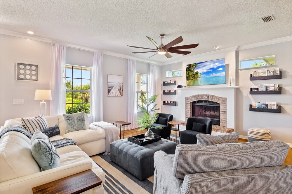 Beach Cottage 3 Bed 2 Bath Heated Pool Free Golf Cart Bring Your Boat RV Private 1AC lot