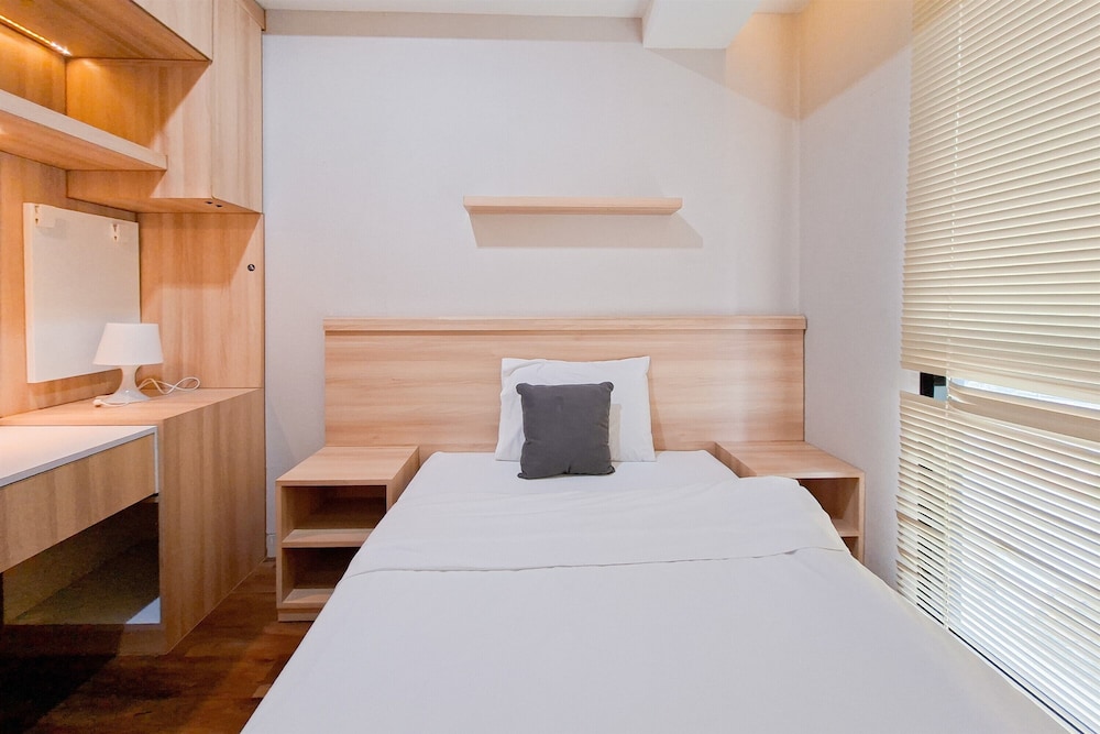 Modern Neutral 2Br At The Ayoma Apartment