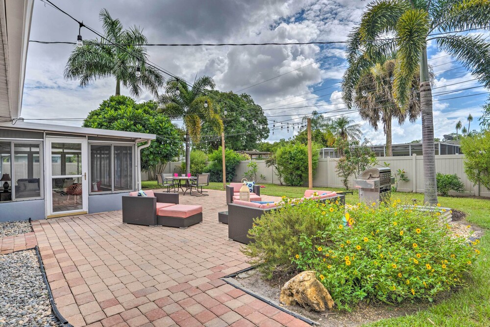Colorful Fort Myers Home w/ Sunroom & Patio!