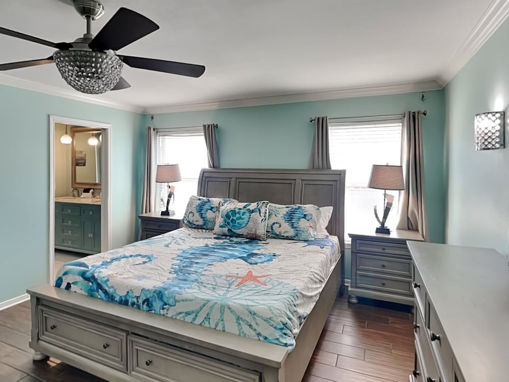 Harbor View Breeze view 5