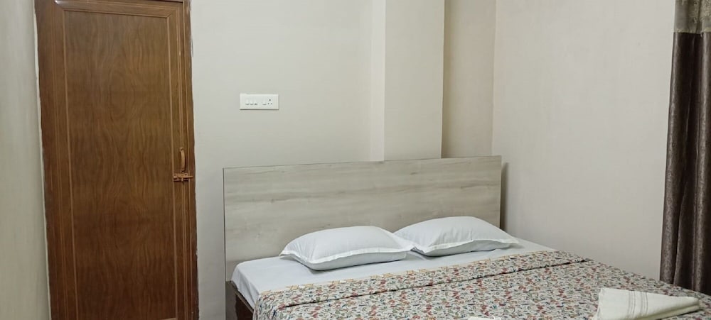 Herritage Stay Near Basistha Temple