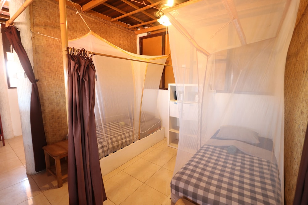 Seabreeze Hostel Bali view 2