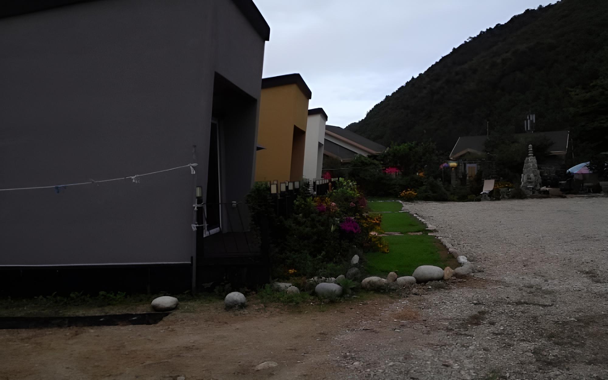 Photo 32