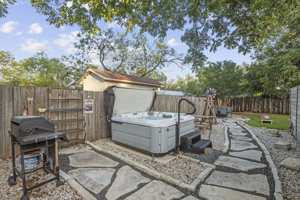 1929 Craftsman Charmer 2 Bedroom Home