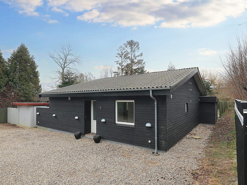 4 Star Holiday Home in Vaeggerlose view 3