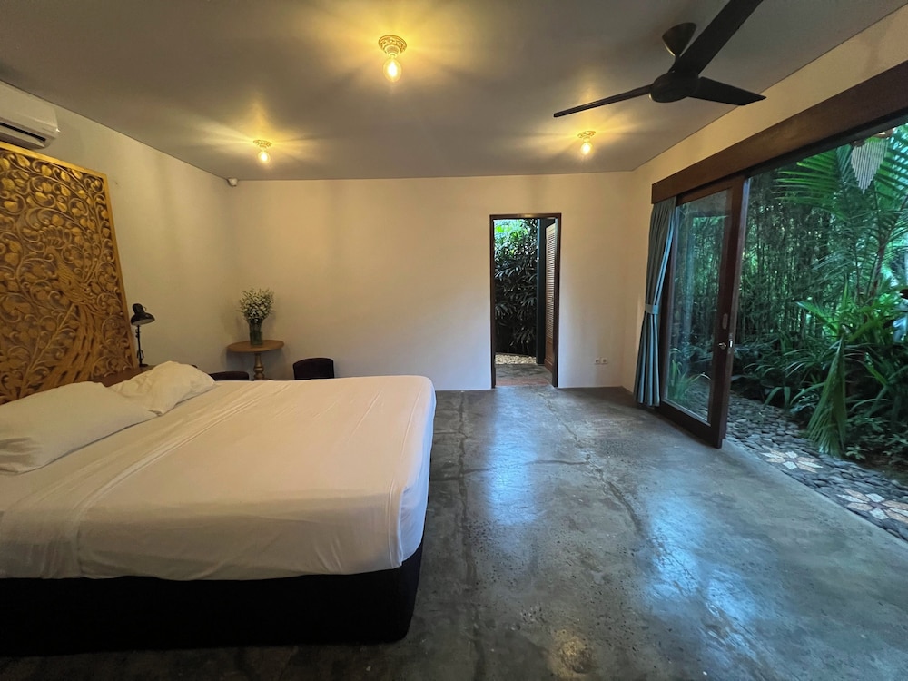 Joyously Raw Villas