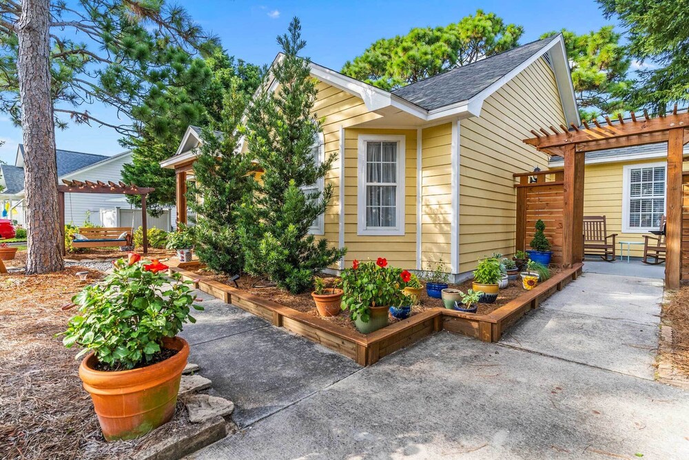 Peaceful Wilmington Home Near Beach & Downtown! view 5