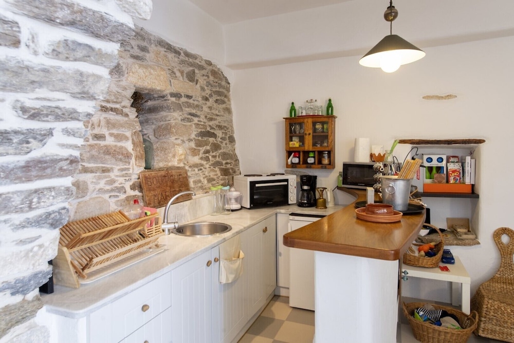 Traditional Stonebuilt House photo 4