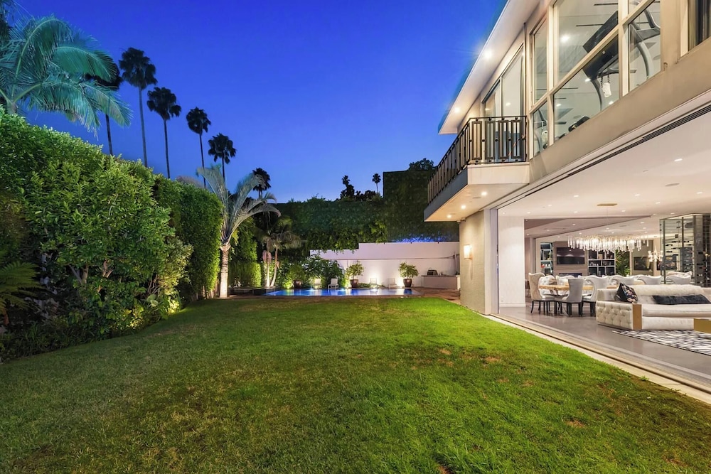Alta Royale - Exquisite Designer Retreat Near Soho House & Rodeo Drive