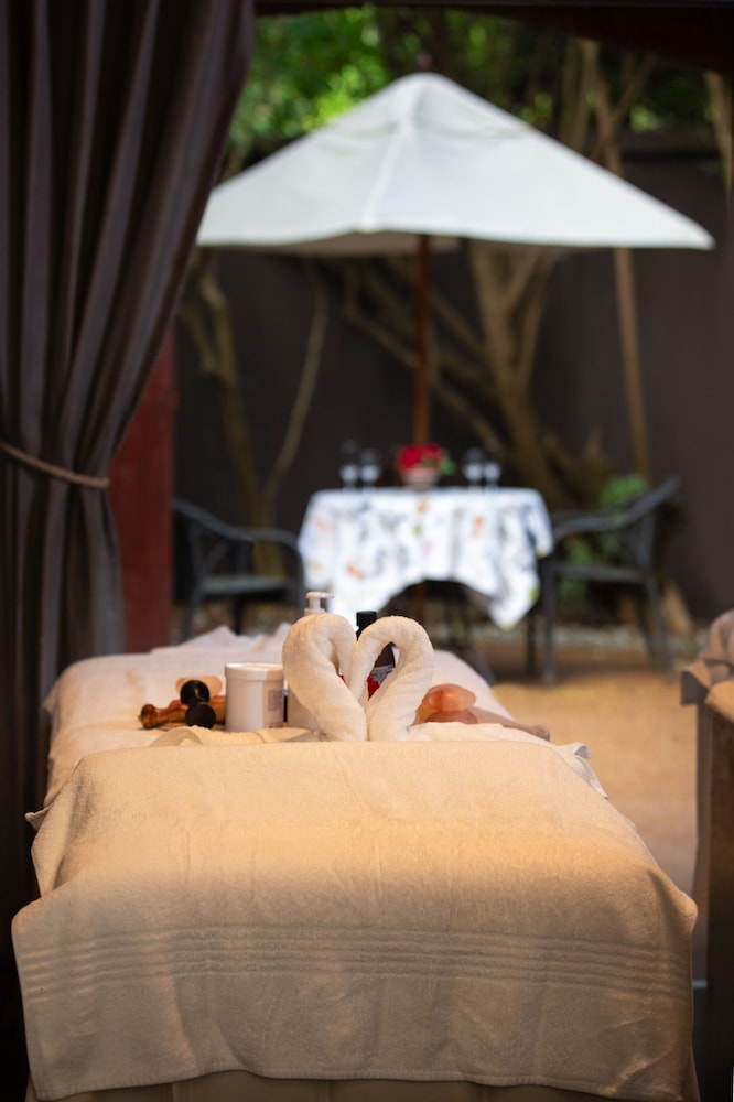 Falaza Game Lodge