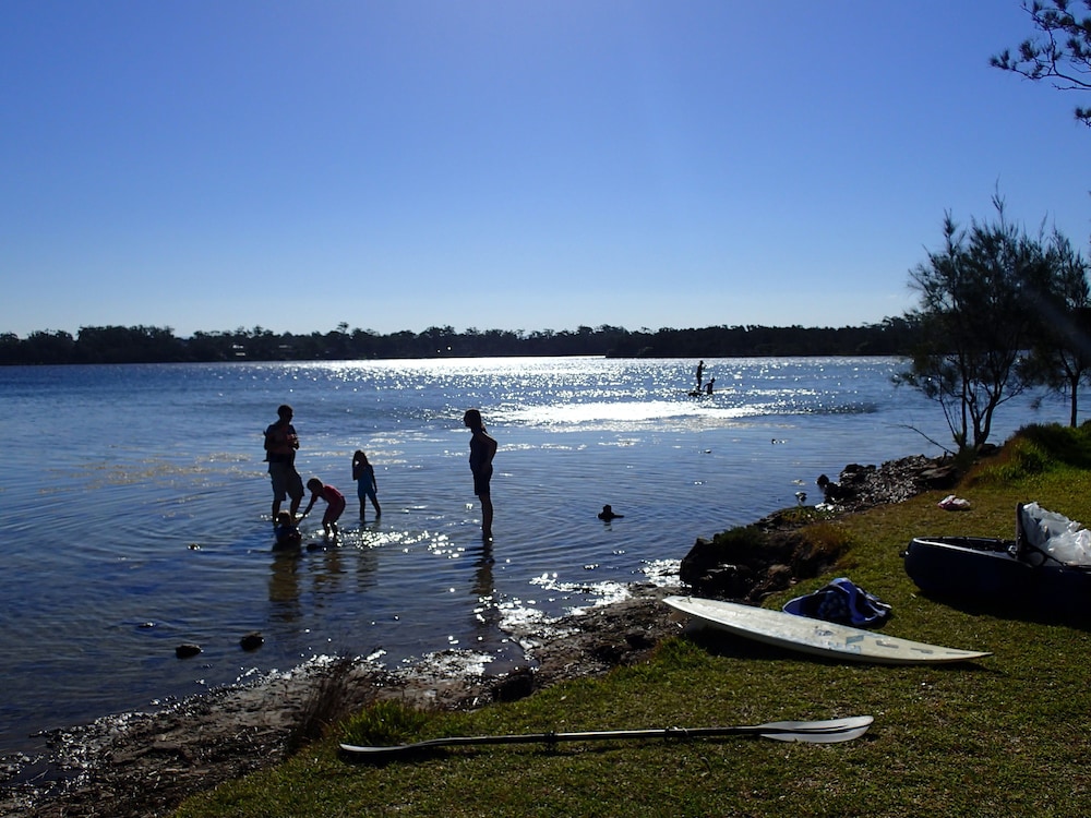 Dungowan Waterfront Apartments