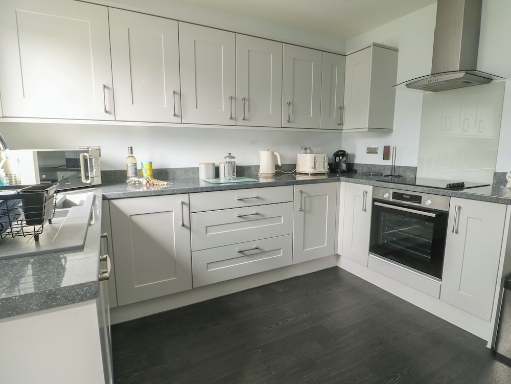 3 Parc Delfryn
