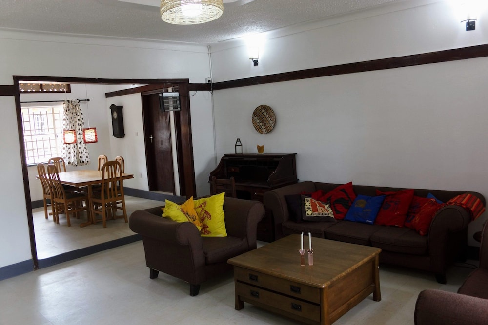 Banda Lodge