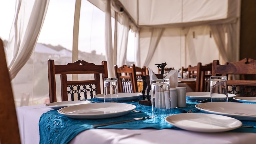Dhora Desert Resort & Spa By Eight Continents