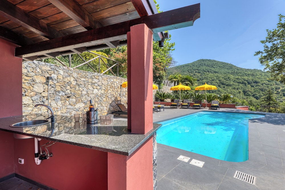 Villa Belvedere - L - Pool And Relax