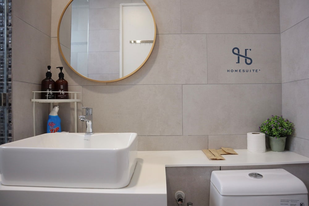 Homesuite' Home at The Shore KK photo 6
