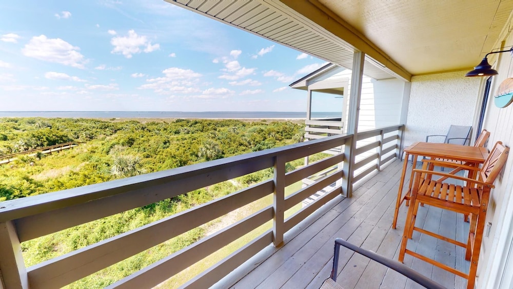 Lighthouse Point 2 by Tybee Vacation Rentals