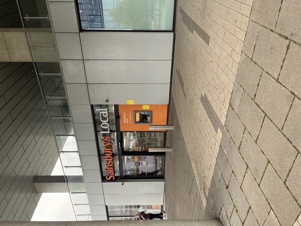 1 Bed Apartment Sleeps 2 With Wi-fi view 4