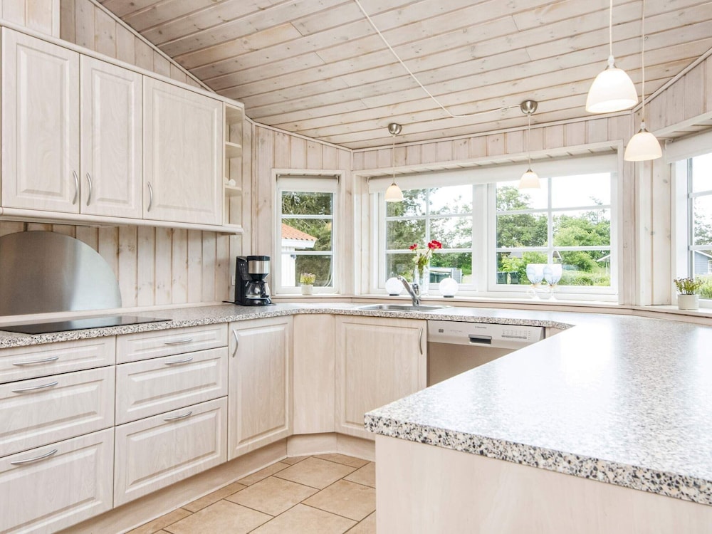 8 Person Holiday Home in Orsted-by Traum view 4