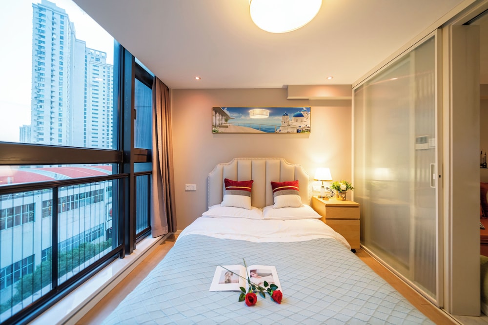 Shanghai Hills & Wanye Spacious Family Suites