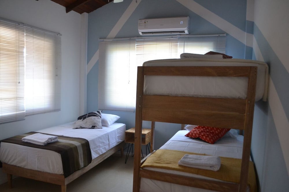 Hotel Nao Beach House - Image 1