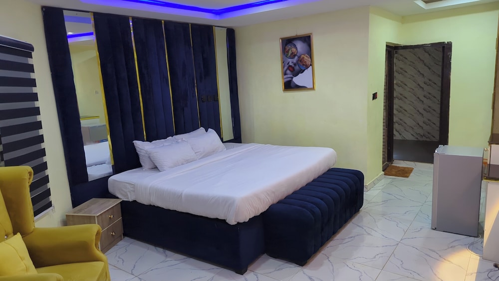 517VIP Suites and Apartments Awka