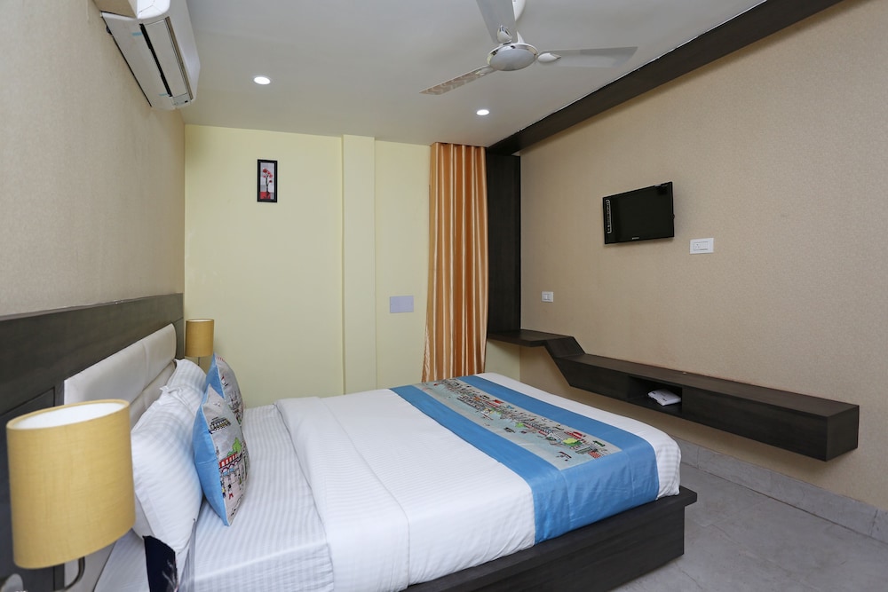 OYO 6709 Hotel L N International - Property Image 12