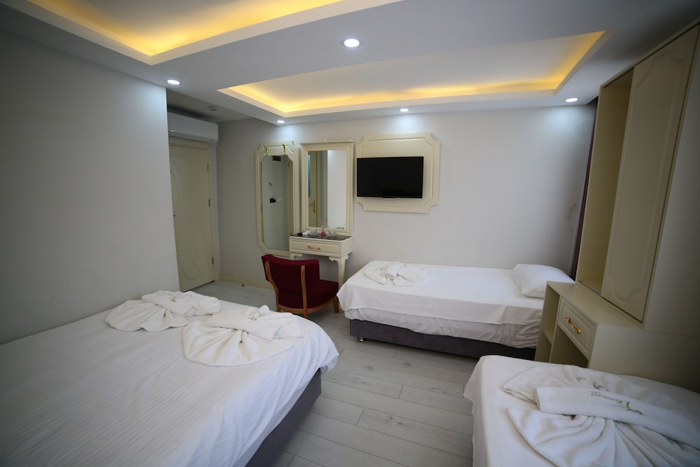 Taksim Diamond Hotel - Image 34