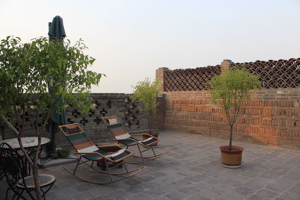 City Wall Old House.Ji Residence