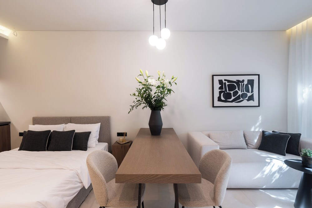 Kolonaki Luxury Studios