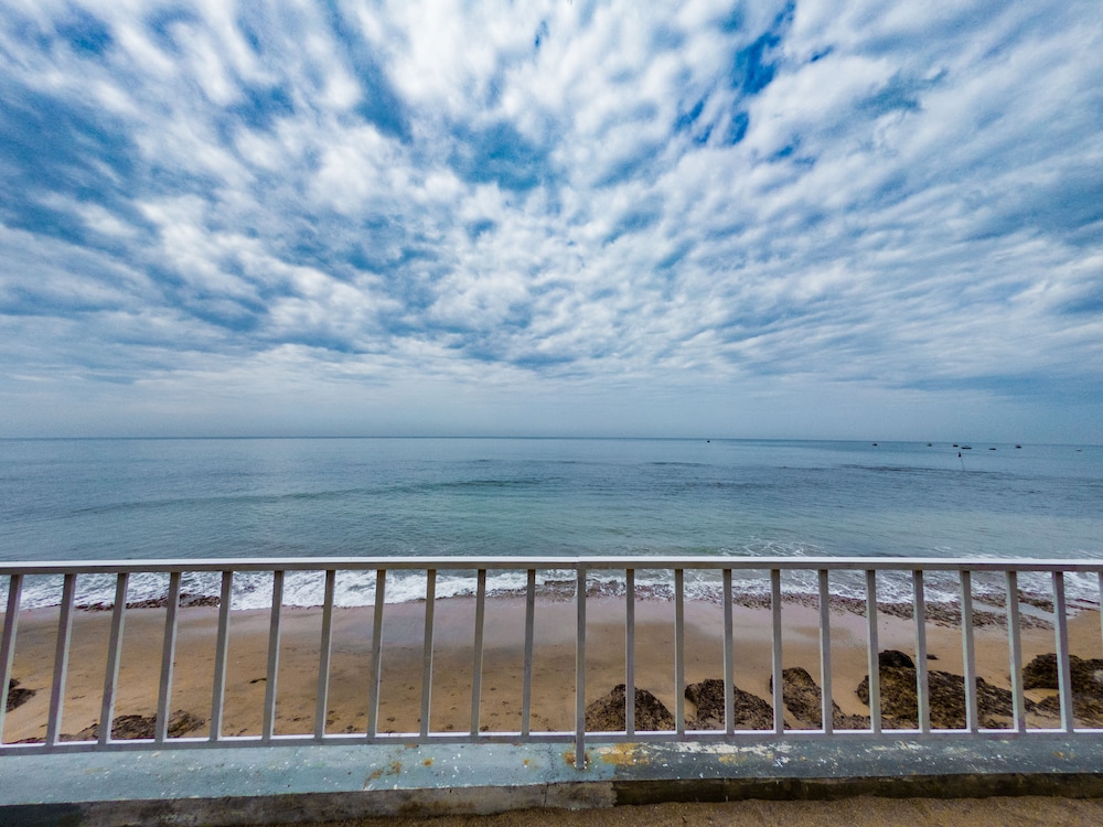 Vista Praia Beachfront Cottages