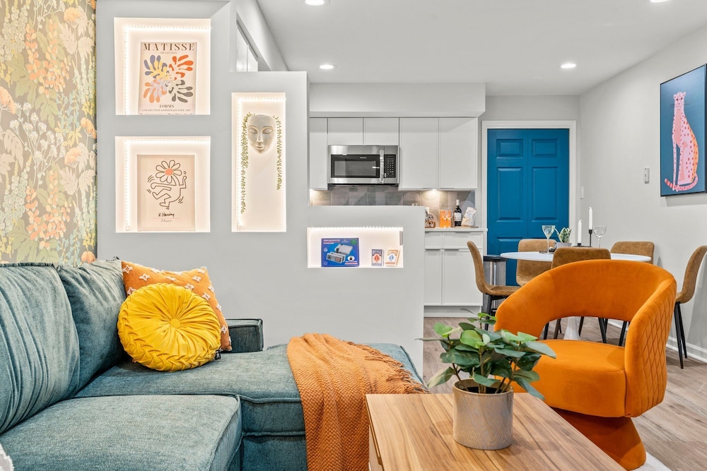 Stylish 1BR/1.5Bath Near Liberty Bell