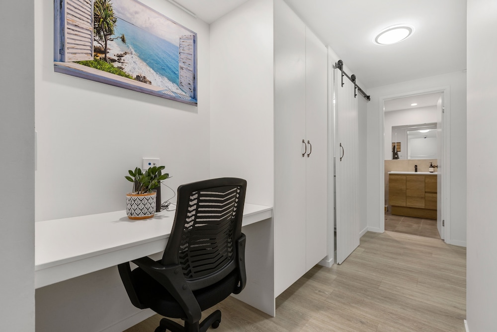 Drift South Holiday Apartments