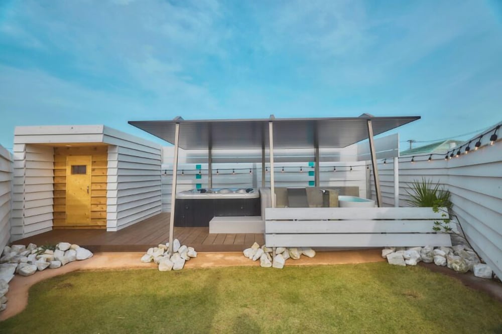 Water Front Villa OASIS-OARAI