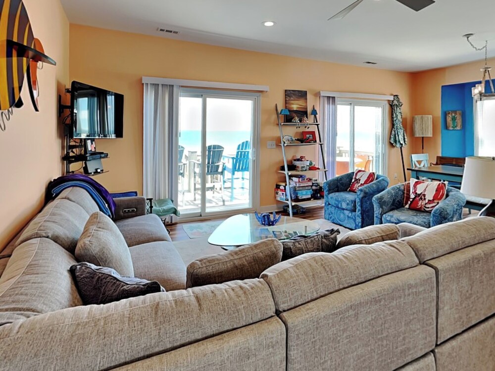 Piccolo Paradiso by Topsail Realty