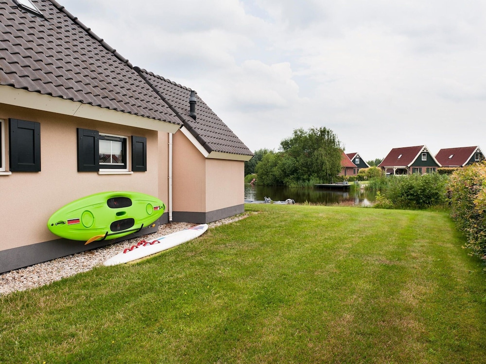 Family Home With Wellness and Tour Boat