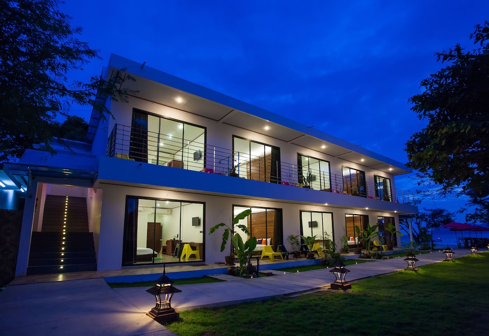 Hotel Paradise Resort PHI PHI - Image 1