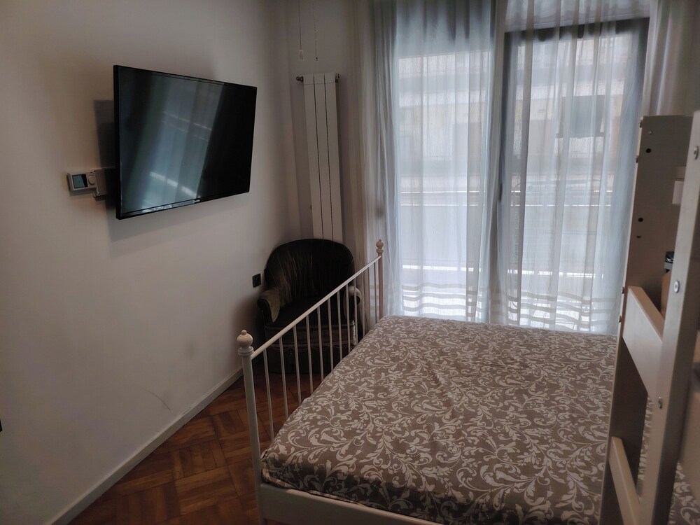 Olgas Luxury Apartment With 4 Bedrooms