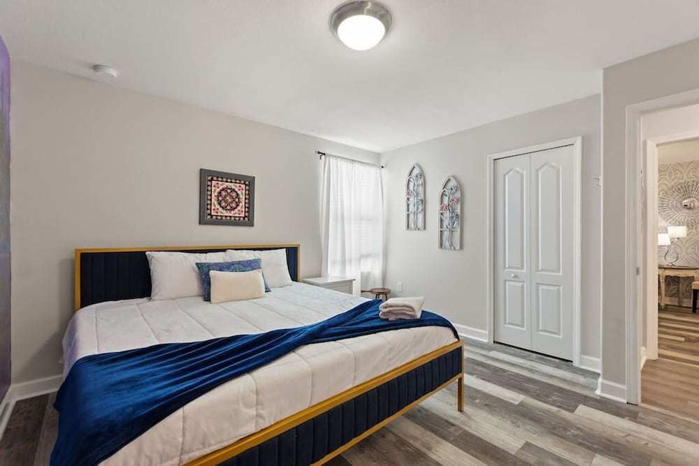 New to Market-be Our First 5-star Review
