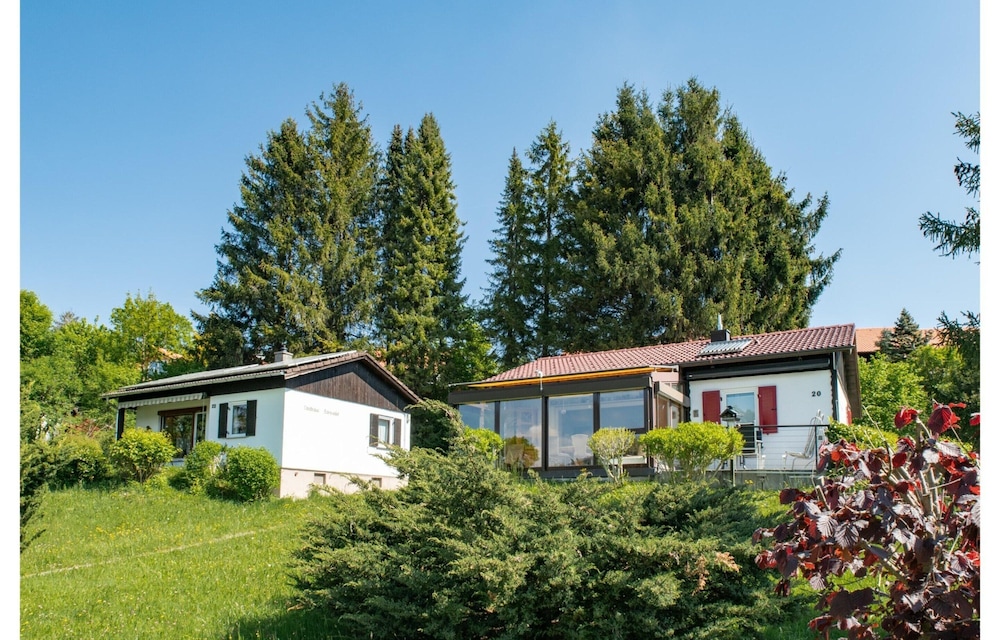 Comfort With Garden Views
