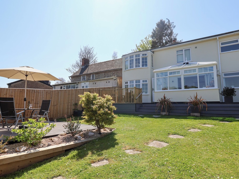 Myrtle Cottage