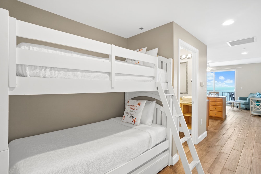 Splash Beach Resort by Panhandle Getaways