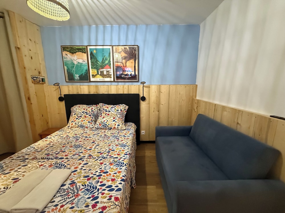 GITE HOTEL LA CAZ DES ORANGERS