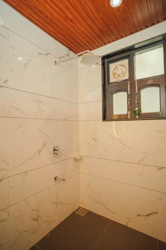 Photo 29